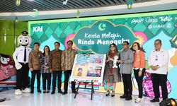 Hadirkan Livery Idul Fitri, KAI Berkontribusi Dukung Kemajuan Industri Kreatif dan IP Lokal