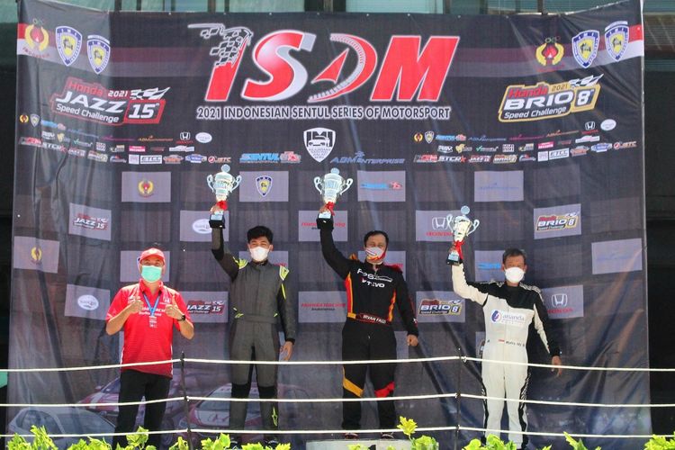 Pebalap-pebalap Honda kembali bersiap untuk bertanding di seri kedua Indonesia Touring Car Race (ITCR)  sebagai bagian dari Indonesia Sentul Series of Motorsport (ISSOM) 2021 yang akan digelar di Sirkuit Internasional Sentul, Bogor, Minggu (13/6/2021).
