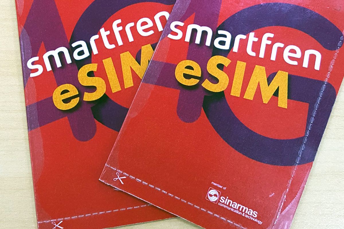 Ilustrasi eSIM Smartfren