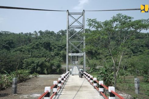 Menteri PUPR: Tiga Jembatan Gantung Selesai Dibangun, Masyarakat Tak Perlu Memutar Jauh Lagi...