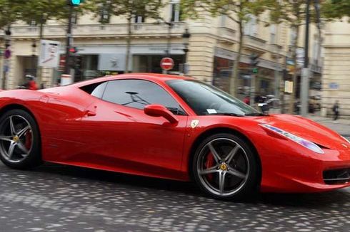 Spesifikasi Ferrari 458 yang Kecelakaan di Senayan, Bertenaga Buas