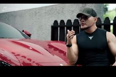 Punya Tesla hingga Ferrari Roma, Ini Kriteria Mobil Pilihan Deddy Corbuzier