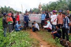 Warga Blokade Akses Jalan Perkebunan Sawit di Nagan Raya