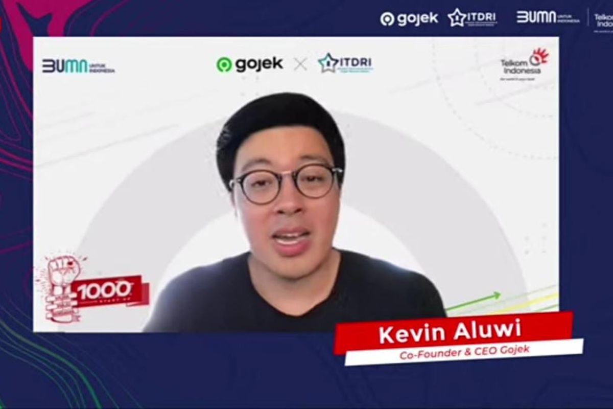 Co-Founder & CEO Gojek Kevin Aluwi saat Talkshow Inspiratif: Startup Building Experience From The Founder yang disiarkan secara virtual, Jumat (16/7/2021). (Tangkapan Layar)