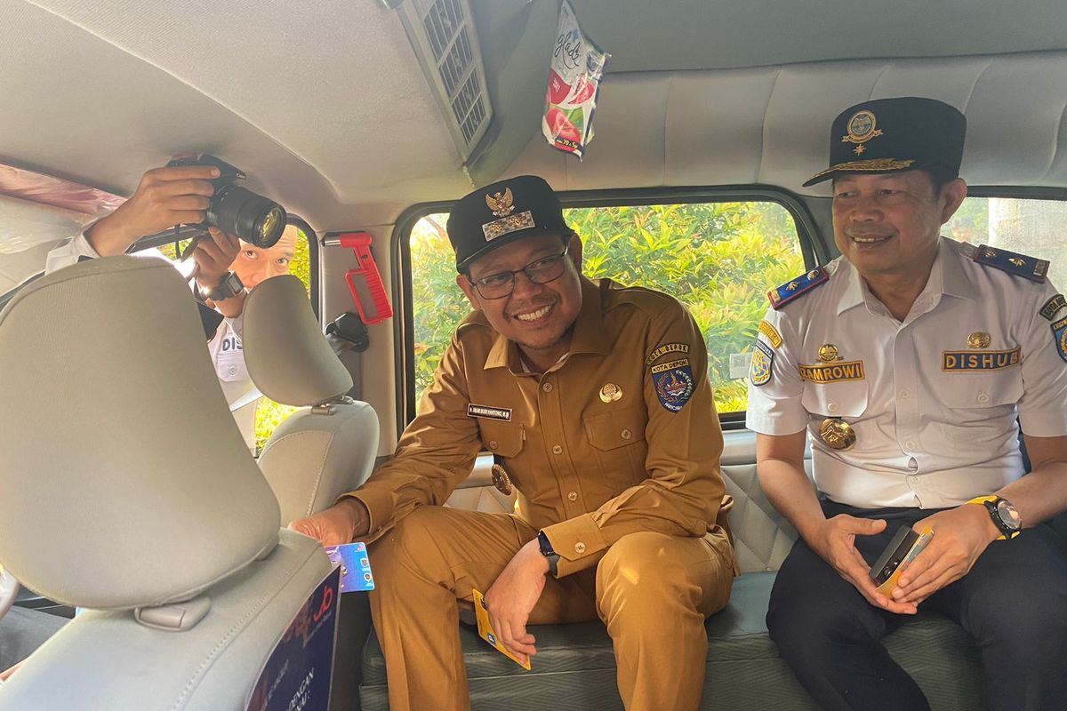 Angkot AC Mikro Trans Depok Resmi Mengaspal Mulai Hari Ini