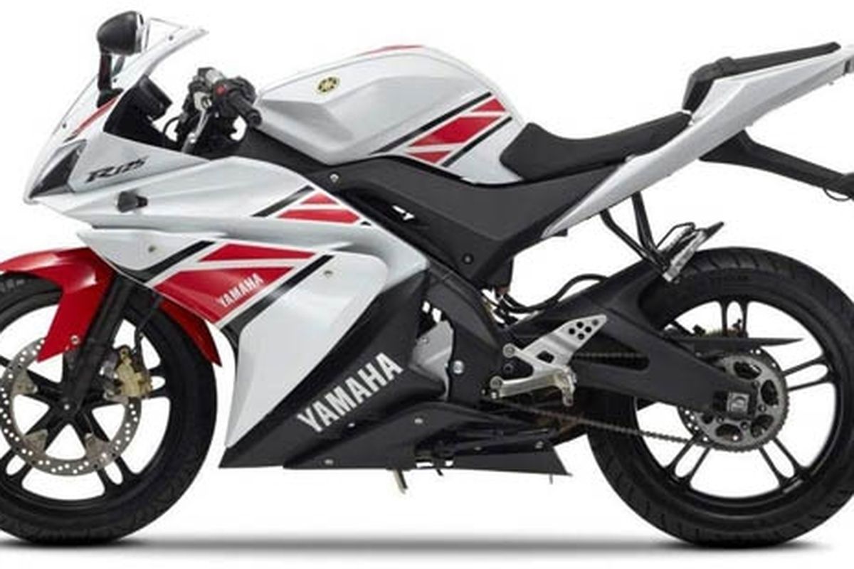 Yamaha YZF-R15, yang kemungkinan akan dikembangkan menjadi sepeda motor 250 cc untuk jangka menengah Yamaha tiga tahun ke depan.