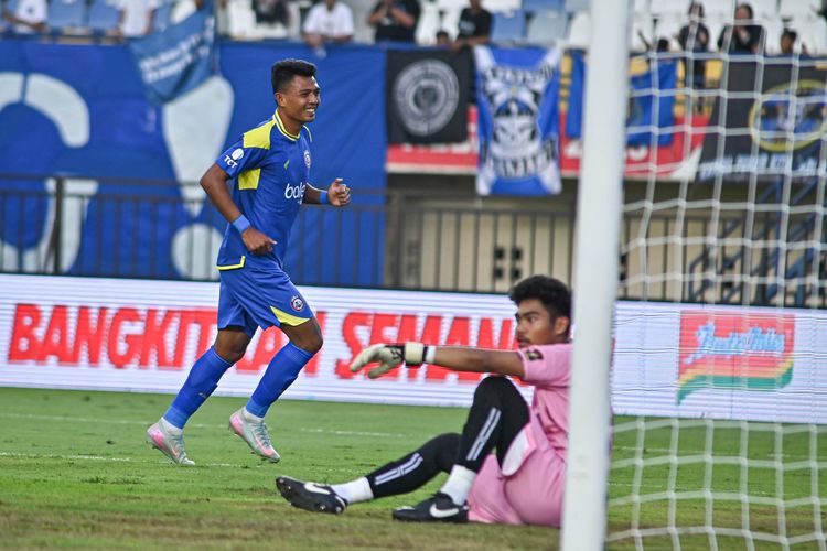 Link Live Streaming Arema FC vs Oxford United, Kickoff Pukul 19.30 WIB