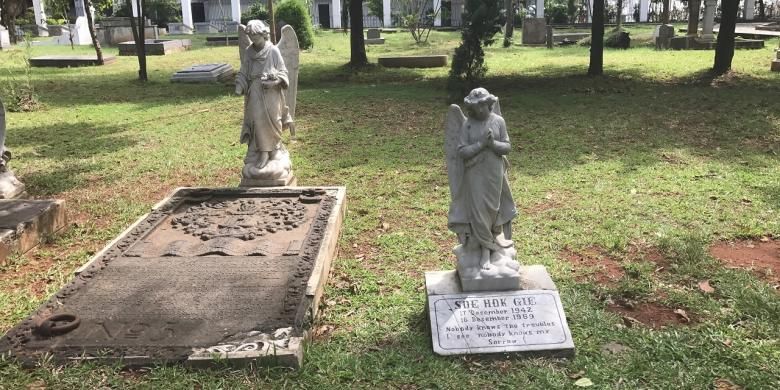 Makam Soe Hok Gie di Museum Taman Prasasti.