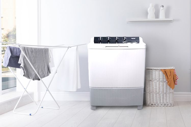Memilih mesin cuci yang berdaya hemat adalah salah satu tips untuk menekan biaya listrik.