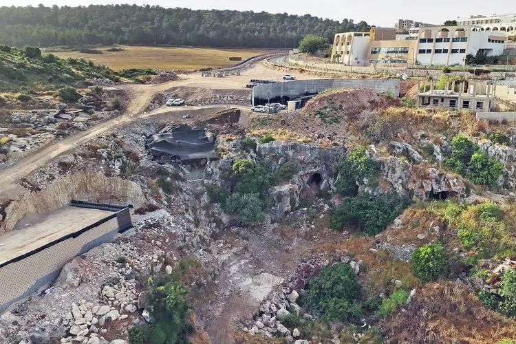 Gua 400.000 Tahun di Israel Simpan Jejak Awal Peradaban Manusia Modern