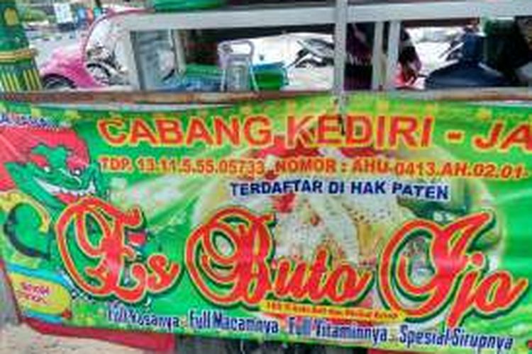 Es buto ijo yang dapat dengan mudah ditemui di Sragen, Jawa Tengah.