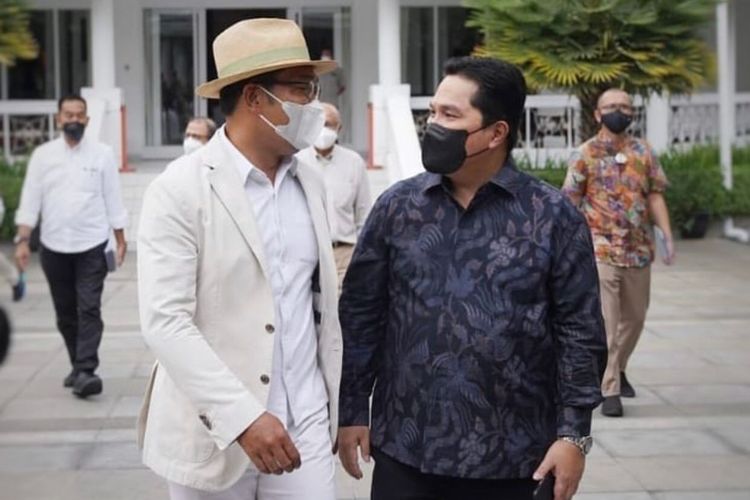 Tangkapan layar dari akun Instagram Erick Thohir saat dirinya bertemu dengan Gubernur Jawa Barat Ridwan Kamil pada Sabtu (9/10/2021).