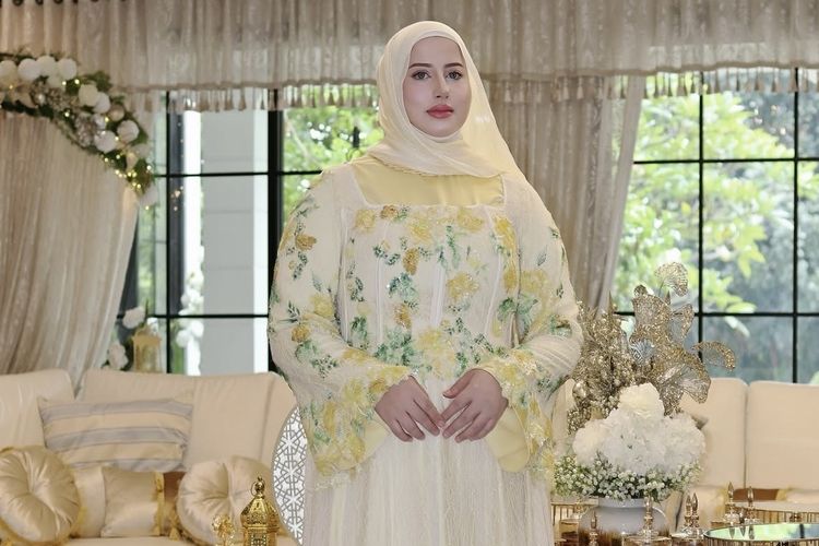 3 Gaya Lebaran Tasyi Athasyia, Elegan dan Penuh Warna