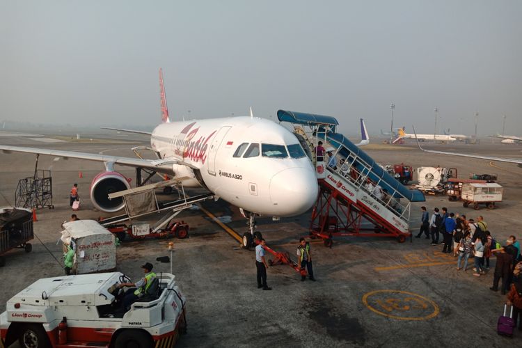 Batik Air di terminal baru Bandara Ahmad Yani, Semarang, Kamis (19/7/2018).