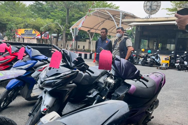 Polda Sumbar Bongkar Komplotan Curanmor Lintas Daerah, Belasan Kendaraan Disita