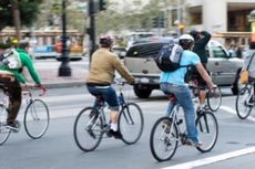 Hindari Bersepeda Cepat di Tengah Kota