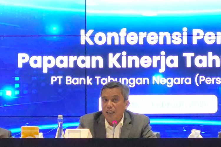 Direktur Utama BTN Nixon LP Napitupulu dalam konferensi pers di Jakarta, Senin (9/2/2026).