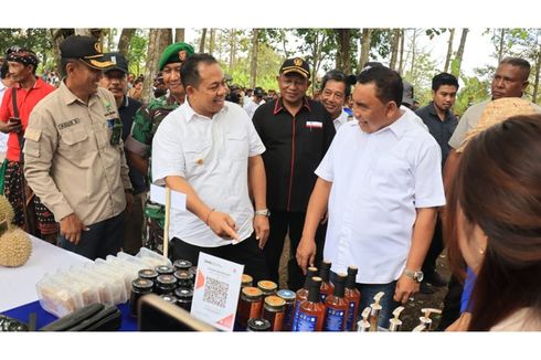 Bupati Jembrana Pamerkan Hasil Pengolahan Hutan kepada Pj Gubernur Bali