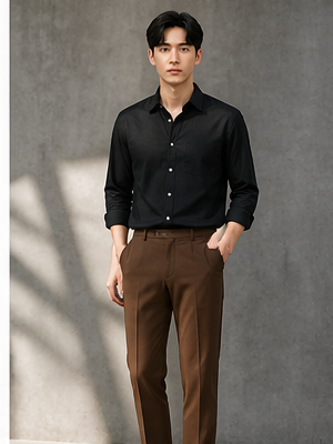 Celana coklat cocok dipadukan dengan warna apa? Simak 10 kombinasi terbaik untuk tampilan stylish di berbagai suasana.