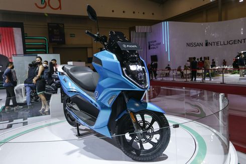 Komparasi Motor Listrik Alva One dan PCX Electric