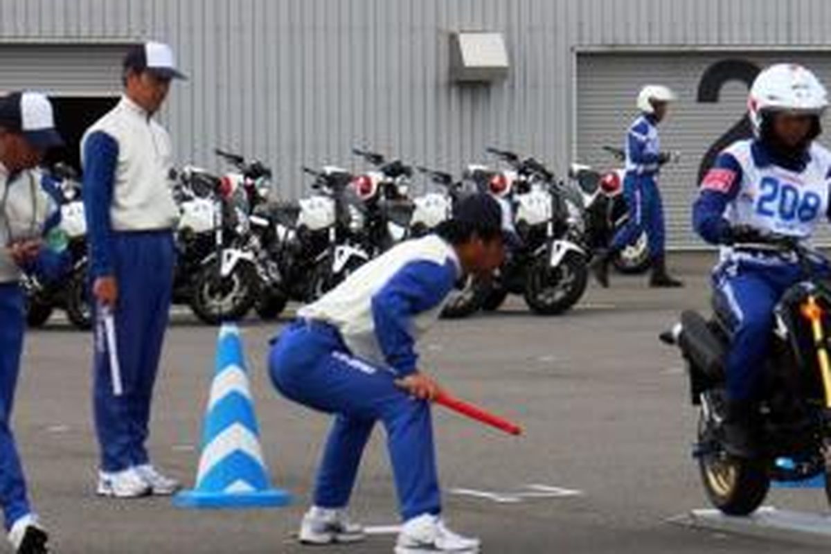 M Adi Sucipto, pemenang terbaik safety riding Honda bertaraf internasional.