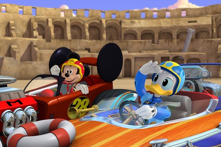 Mickey Mouse dan Donald Duck dalam film seri Mickey and the Roadster Racers yang ditayangkan di kanal Disney Junior.