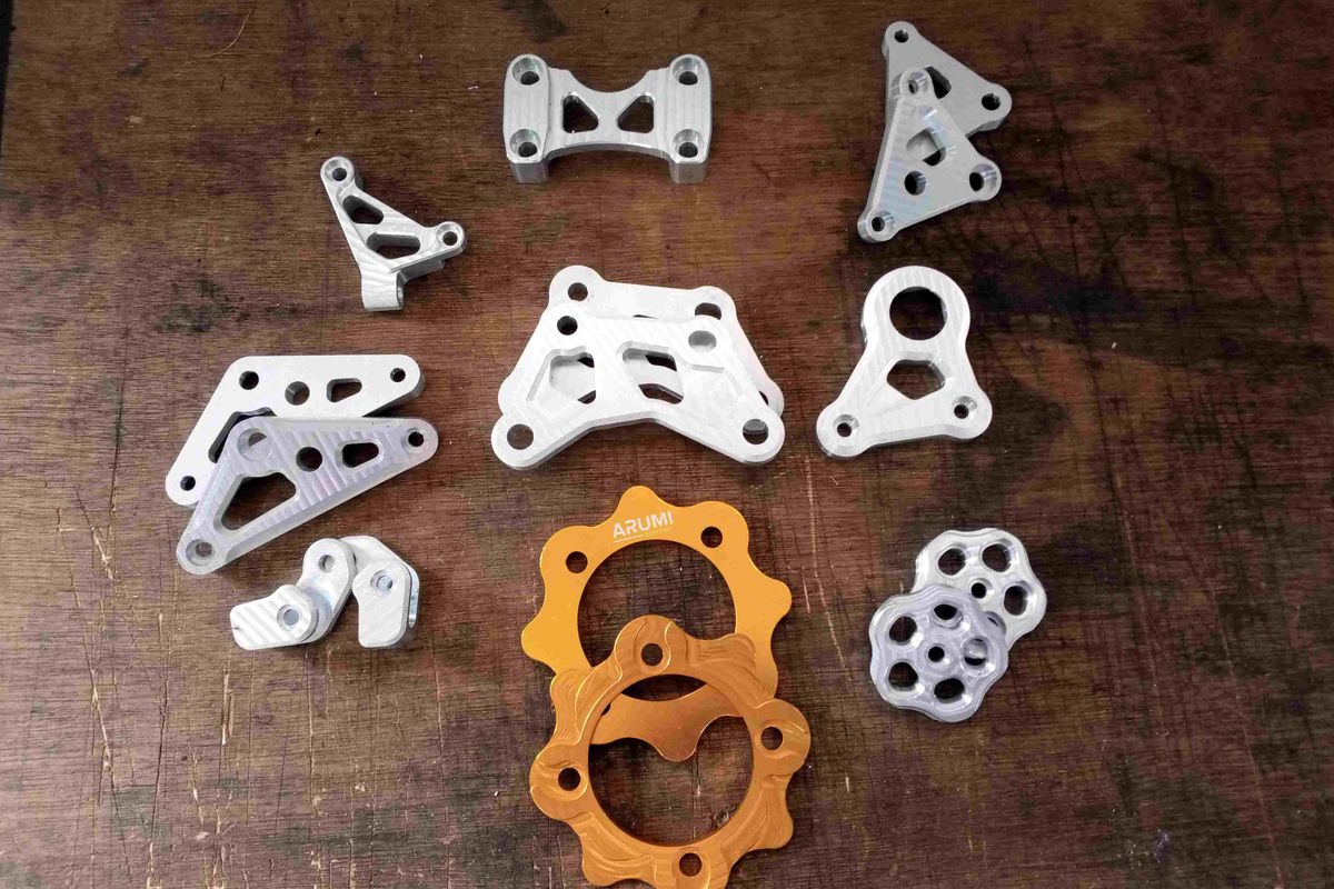 Karya D-Tech Salatiga berupa aksesoris sepeda motor