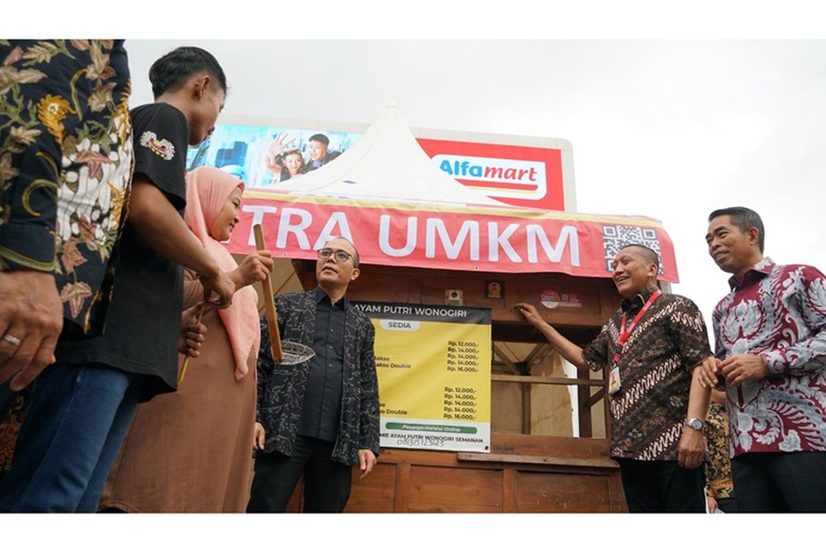 UMKM tenant akan mendapatkan sejumlah pelindungan dari Alfamart. 