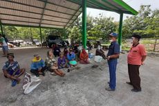 Nasib Pemulung di Tengah Corona, Penghasilan Turun, Masker Pun dari Secarik Kain Lusuh...