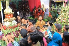 Unik, Tradisi Grebeg Ketupat Brongkos di Magelang