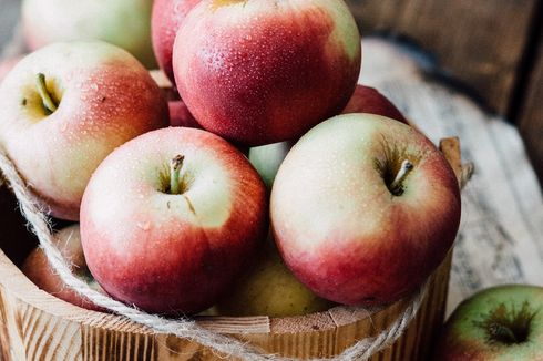 3 Efek Samping Makan Buah Apel Terlalu Banyak 