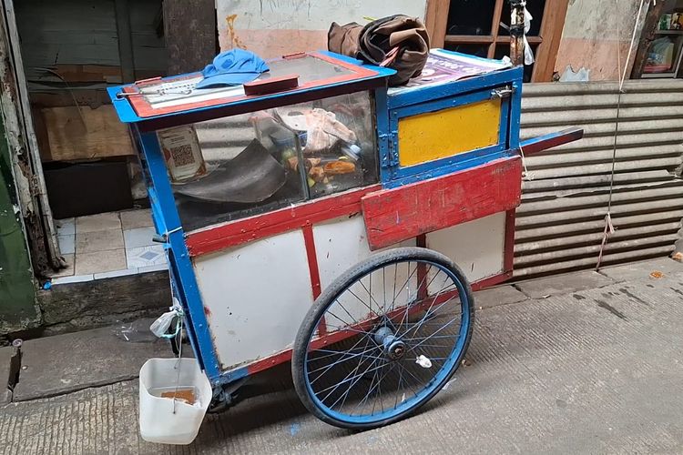 Tukang Rujak di Jakbar Diduga Cabuli Siswi SD, Rumahnya Digeruduk Warga