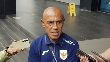Catatan Simon Tahamata Untuk Timnas U17 Indonesia Usai Dua Kali Kalah Lawan China