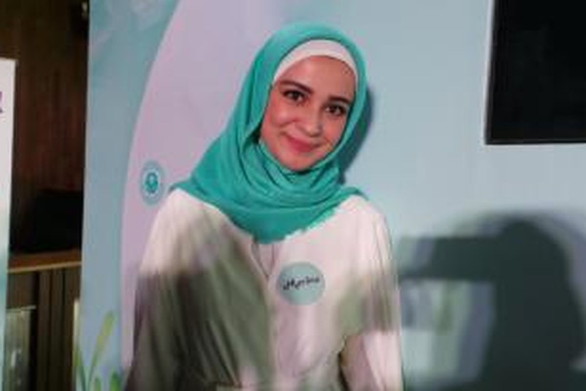 Shireen Sungkar di Plaza Kuningan, Jakarta Selatan, Senin (19/10/2015)