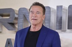 [KLARIFIKASI] Arnold Schwarzenegger Tidur di Pinggir Jalan, Bukan karena Ditolak Hotel