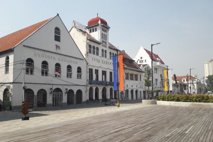 Suasana Kali Besar di Kota Tua, Jakarta Barat, sehari setelah dibuka Wakil Gubernur DKI Jakarta Sandiaga Uno, Sabtu (7/7/2018).