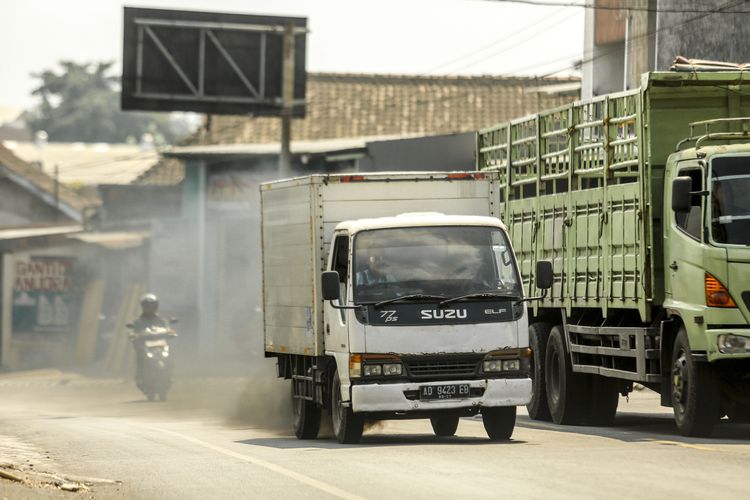 Jalan Terjal Penetrasi Truk Listrik di Indonesia: Ekosistem hingga Persaingan Tak Imbang
