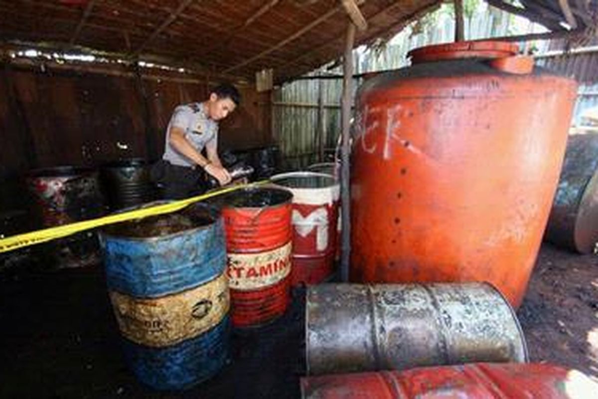 Penimbunan Solar  di Pontianak