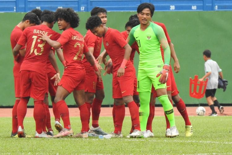 Timnas U-18 Indonesia vs Malaysia dalam semifinal Piala AFF U-18 2019 di Stadion Binh Doung, Vietnam, 17 Agustus 2019. 
