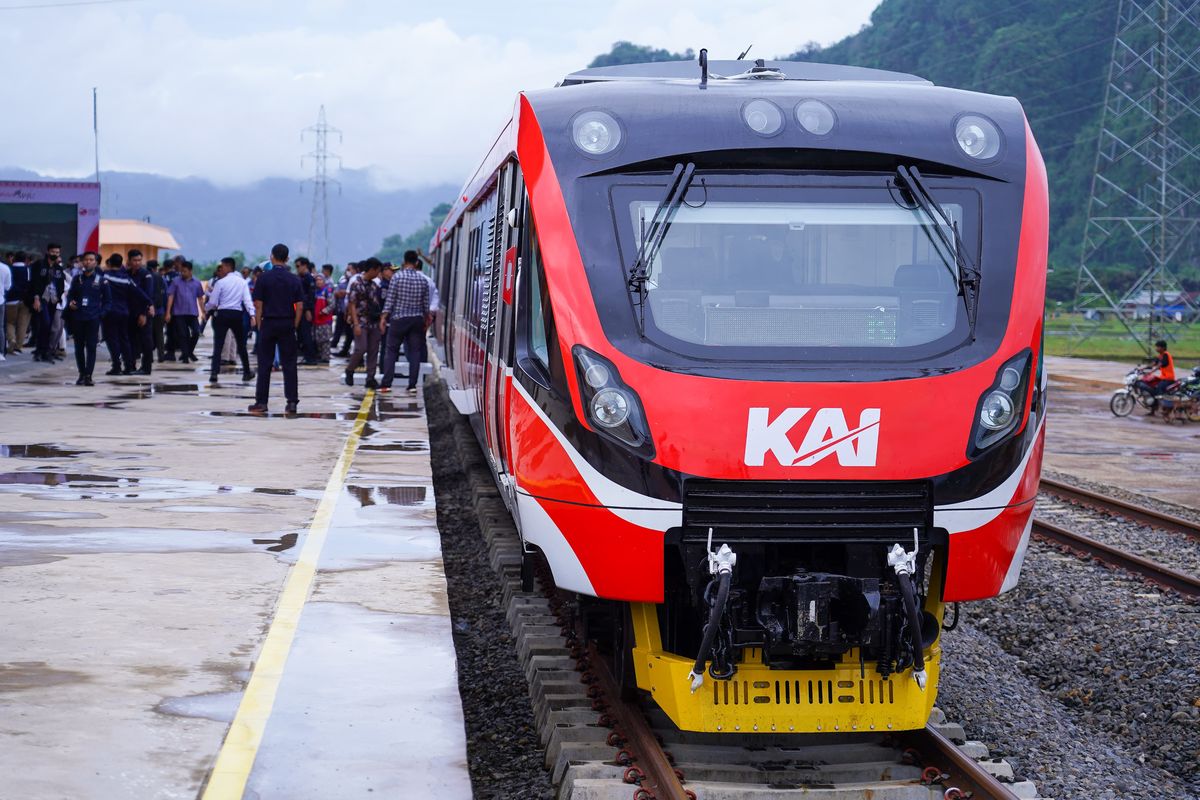 Kereta Api (KA) Makassar?Parepare