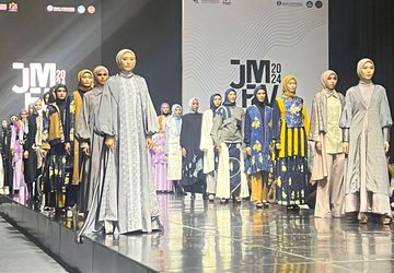 APR Tampilkan 24 Koleksi "Ready to Wear" Batik Melayu Riau di JMFW 2024