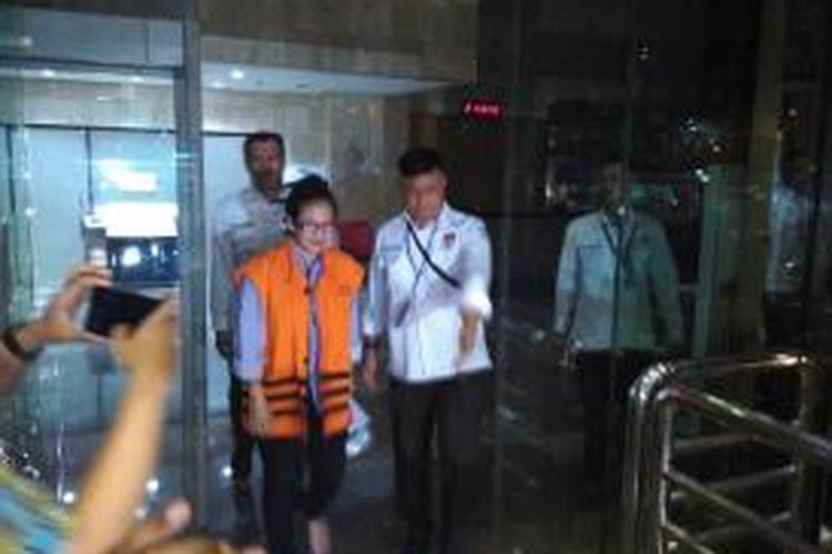 Anggota Fraksi PDI Perjuangan Damayanti Wisnu Putranti, usai diperiksa di Gedung KPK, Jakarta, Senin (18/1/2016).