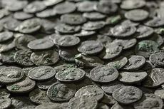 Harta Karun 5.600 Koin Perak Romawi Kuno Ditemukan di Sungai Usai Banjir Bandang