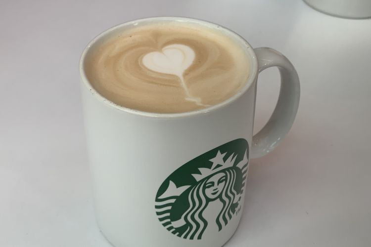 Tepat pada Kamis (16/10/2025), Starbucks meraih rekor baru bertajuk Kelas Latte Art Serentak di Gerai Kopi Terbanyak di Indonesia yang ditetapkan langsung oleh Museum Rekor Dunia Indonesia (MURI).