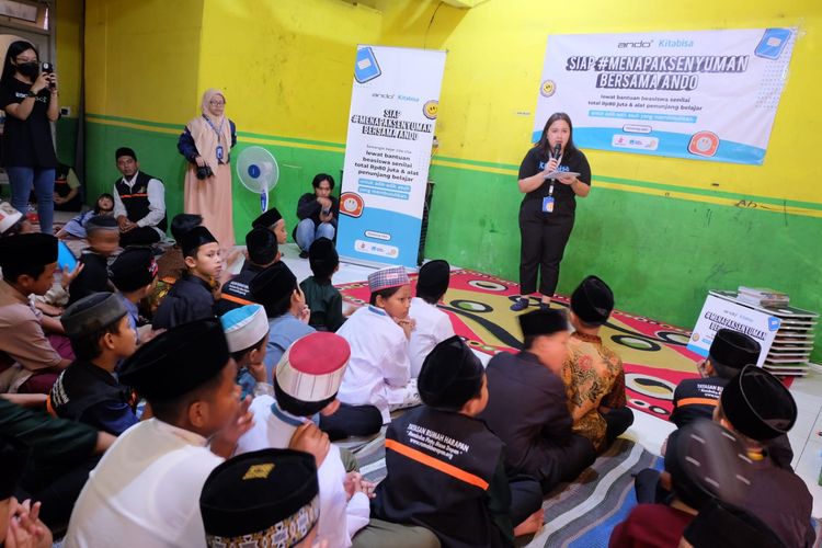 Ando dan Kitabisa berkolaborasi memberikan donasi uang tunai untuk kebutuhan sekolah anak usia SD dan SMP di panti asuhan.