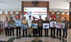 Serahkan Bantuan Rp 17,2 Miliar untuk Petani, Bupati Jekek Harap Ketahanan Ekonomi Wonogiri Terjaga