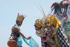 Unik, Festival Barong Prejeng Banyuwangi Digelar di Sawah