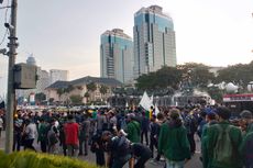 Massa Aksi dari BEM SI Bubarkan Diri Setelah Ditemui Tenaga Ahli Utama Kantor Staf Presiden