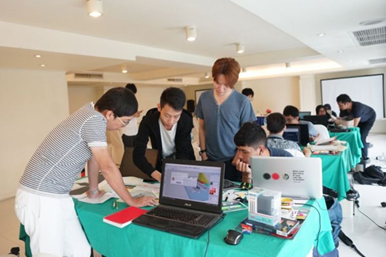 Mahasiswa arsitektur Podomoro University berkolaborasi dengan mahasiswa ASEAN lain dalam ajang LDD di Bangkok, Thailand (30/4 ? 4/5/2018)