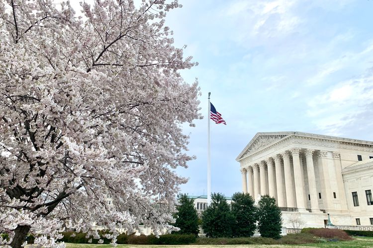 Mahkamah Agung Amerika Serikat. Salah satu tempat yang tidak boleh difoto.